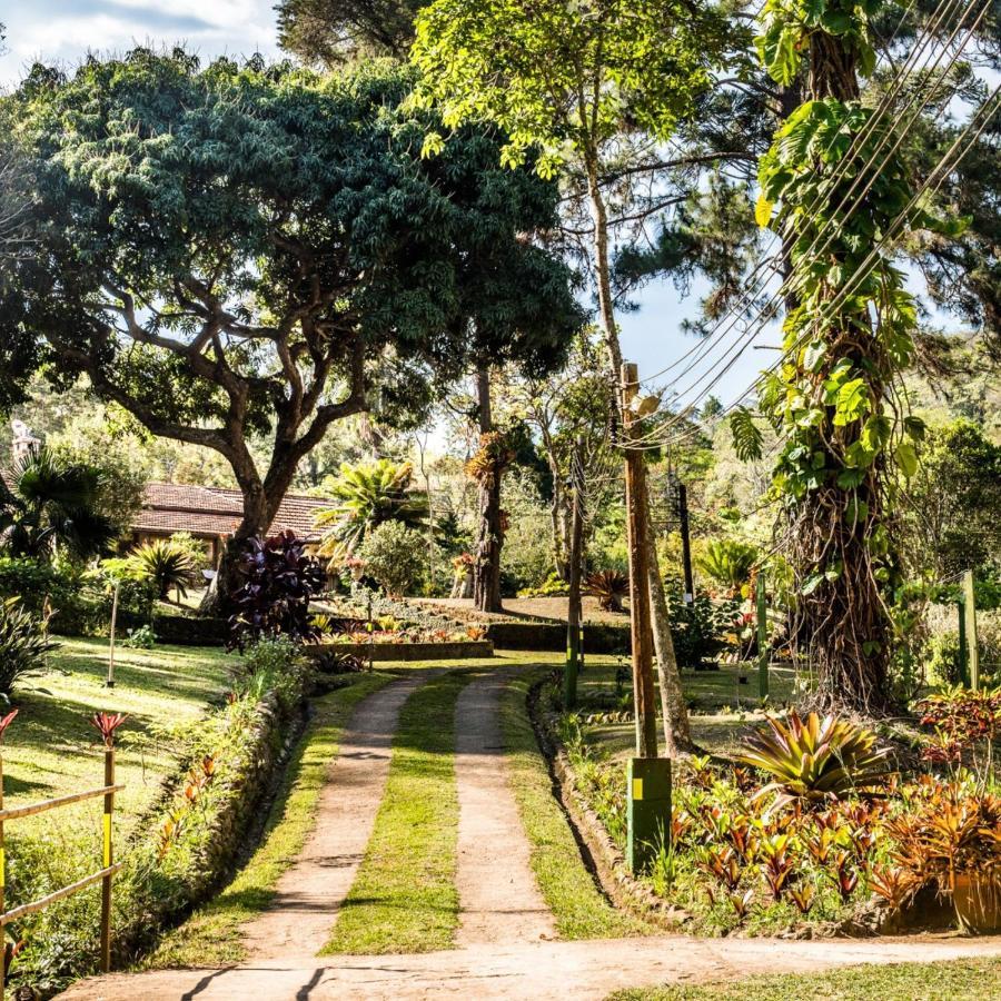 Sitio Araxa - 82 Anos De Historia - Suite Confortavel Em Meio A Floresta Paty do Alferes Luaran gambar