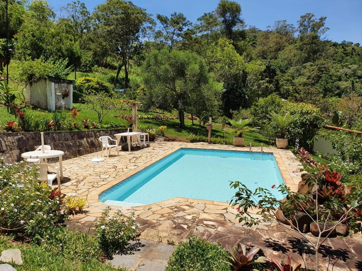 Sitio Araxa - 82 Anos De Historia - Suite Confortavel Em Meio A Floresta Paty do Alferes Luaran gambar