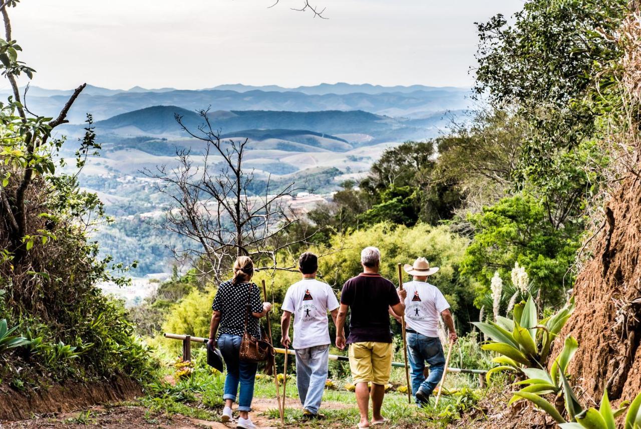 Sitio Araxa - 82 Anos De Historia - Suite Confortavel Em Meio A Floresta Paty do Alferes Luaran gambar